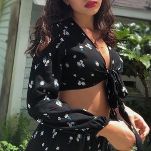 Floral tie Crop top